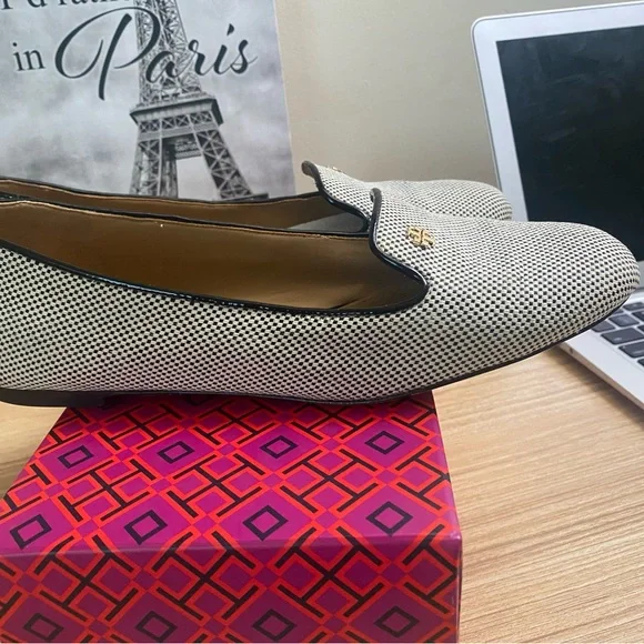 TORY BURCH Samantha Smoking Slipper - Picture 7 of 12